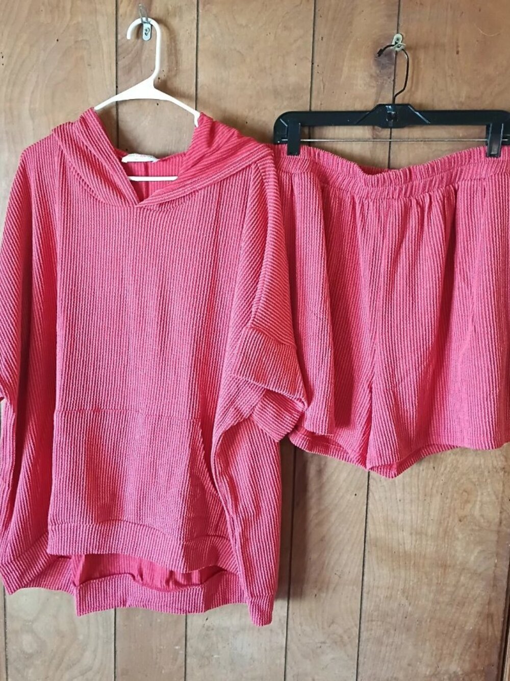 Discount Divas Ribbed Short Set – Size 2X NEW hooded top matching shorts